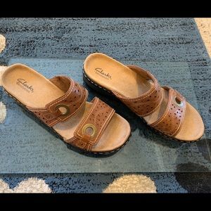 Clark’s bendables sandals